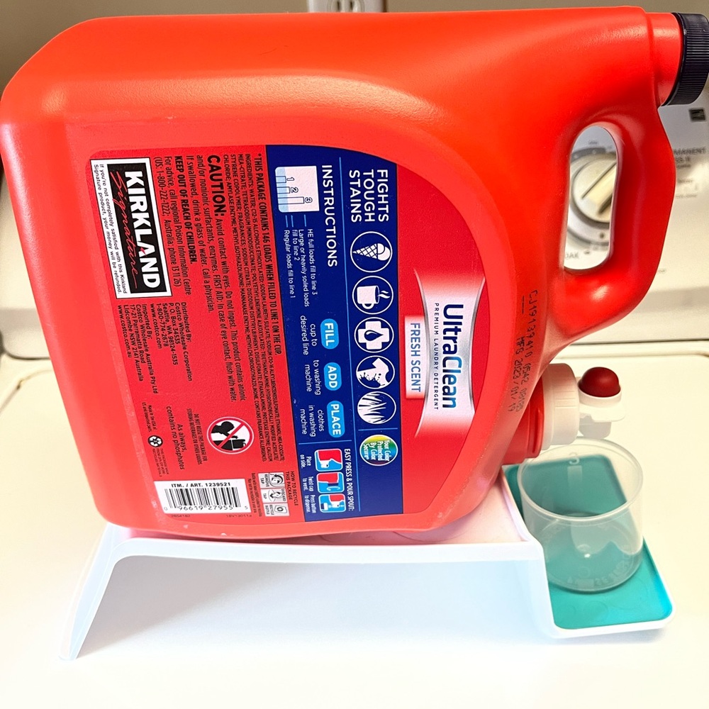 New! Laundry detergent shelf - Picture 2 of 4